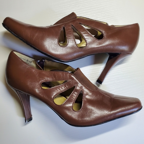 Bellini Shoes - Bellini Brown Leather Cutout Pumps